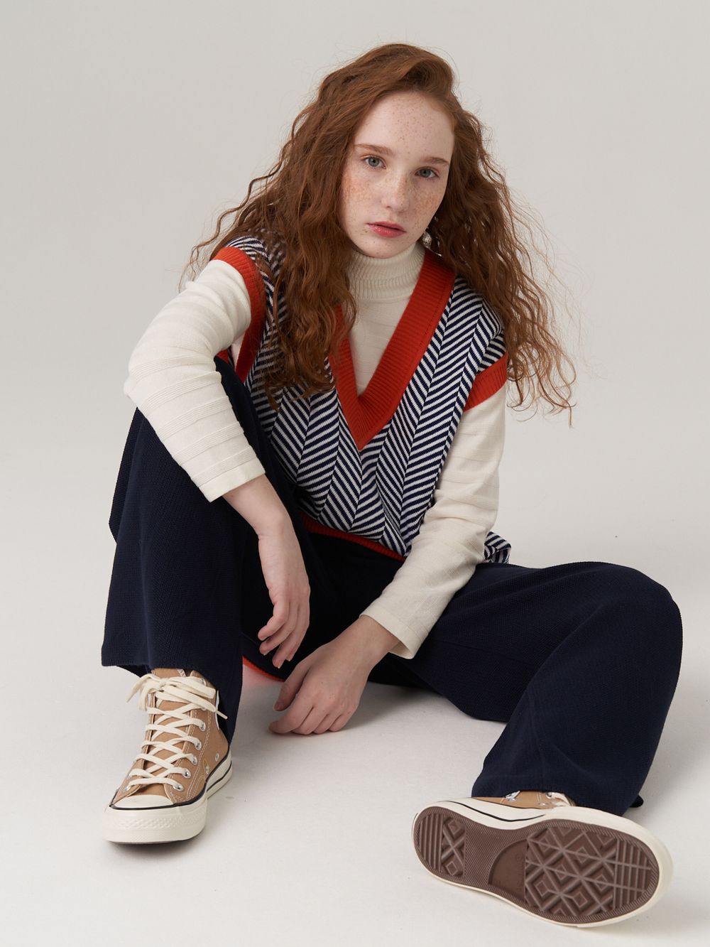 Жилетка для девочки в школу 953 н.синий-оранжевый