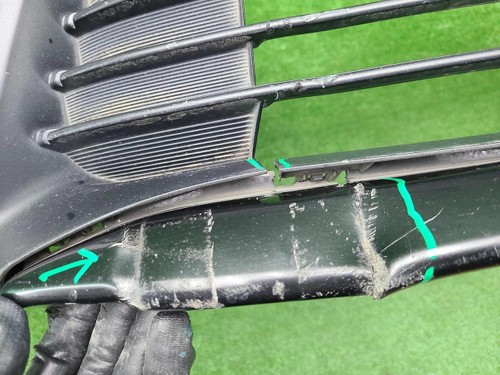 Бампер передний Toyota Corolla E160 (2012-2016)