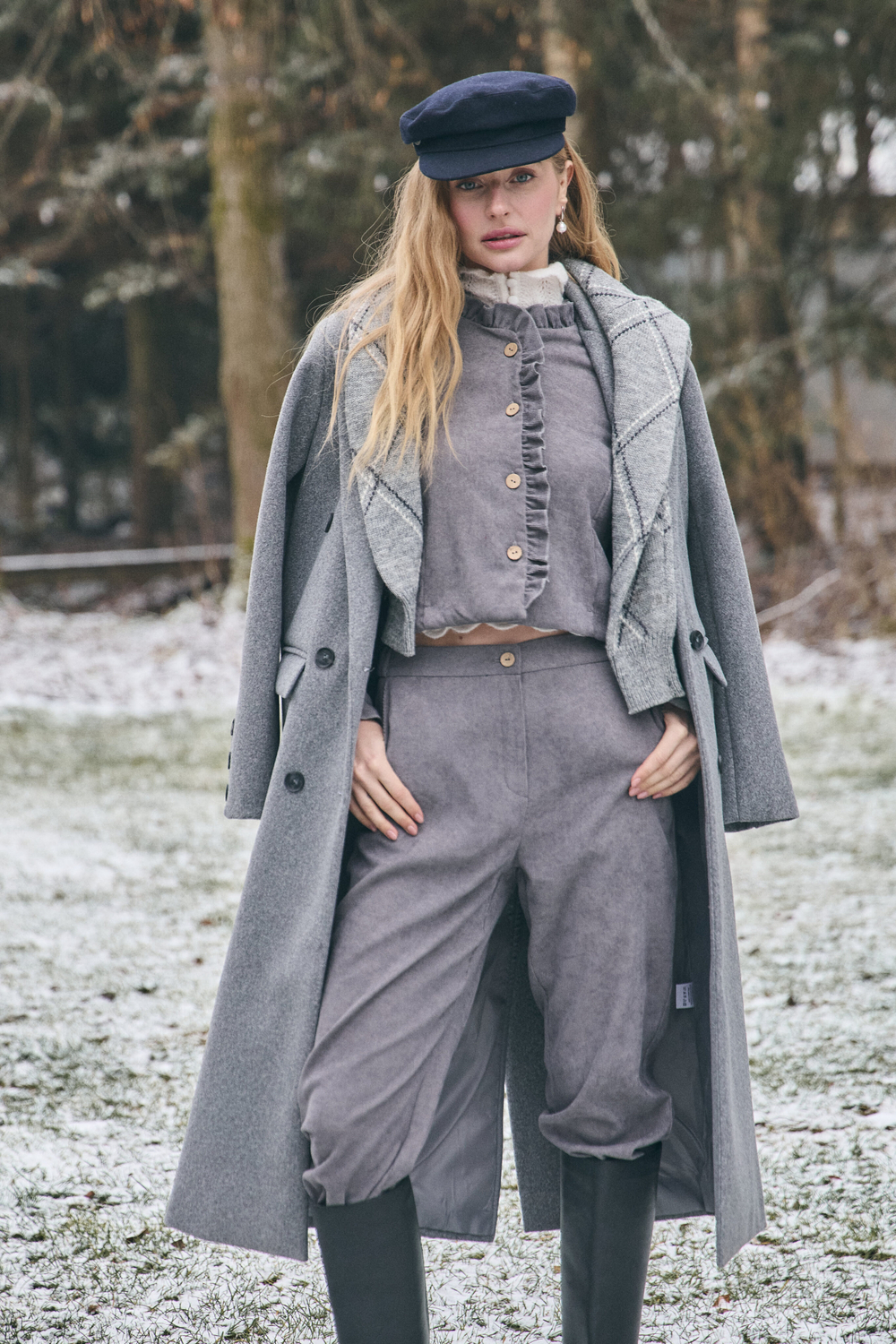 Брюки классические вельветовые