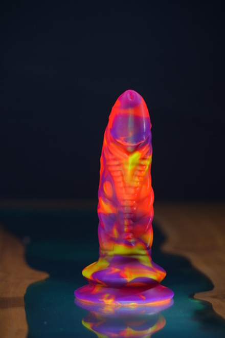 Фантазийный фаллоимитатор Mr. G-spot, разноцветный - 18 см