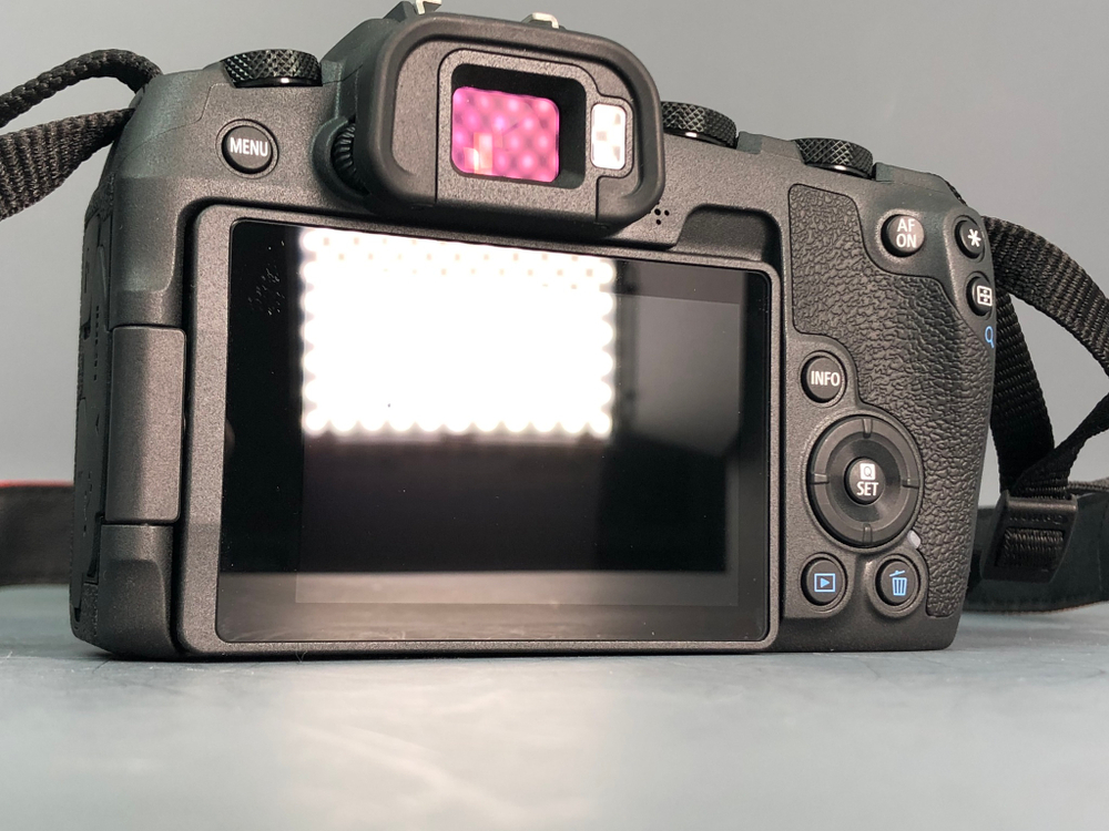 Canon EOS RP 1.300 кадров