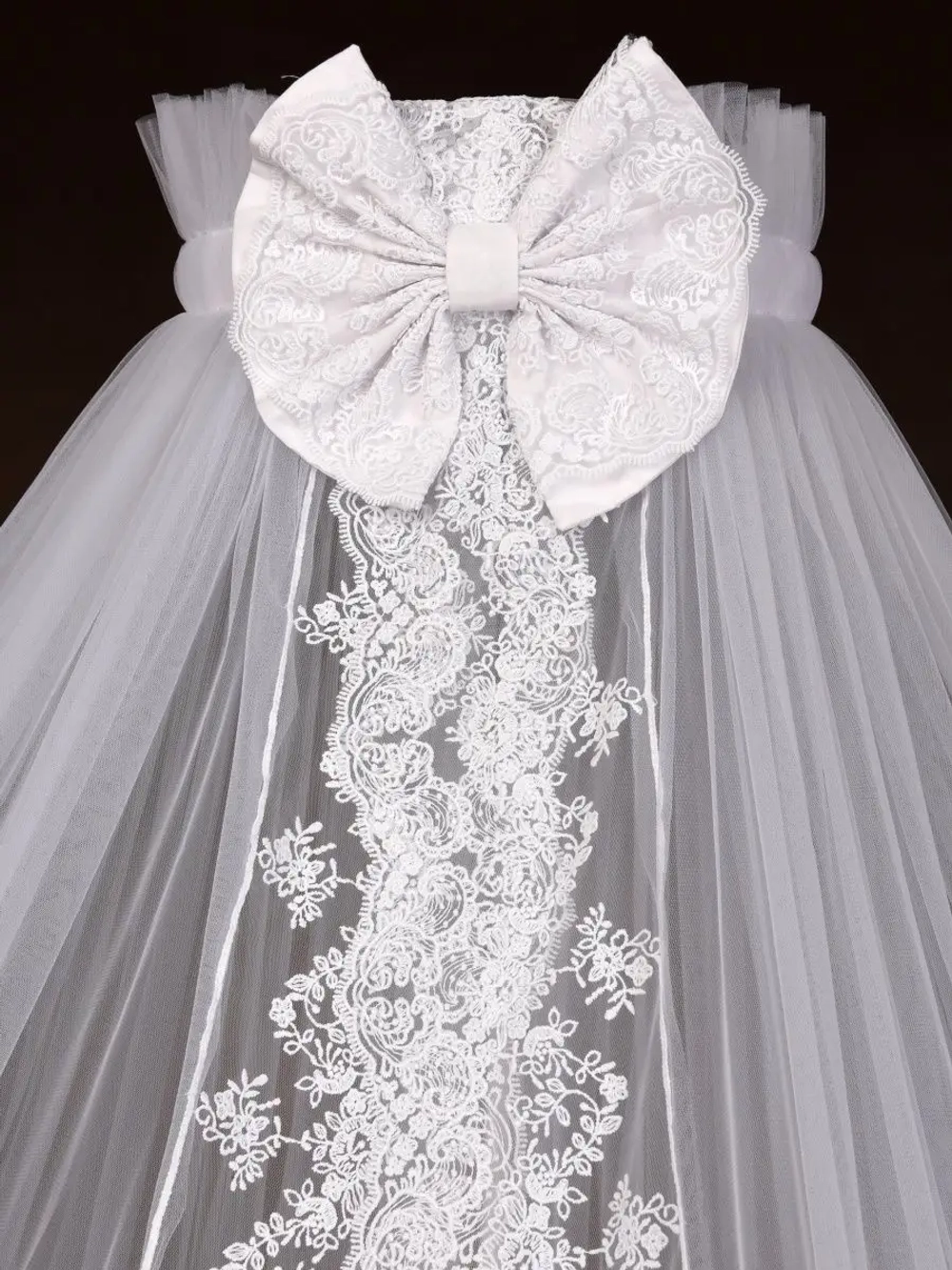 Балдахин с кружевом "Версаль"