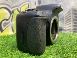 Canon EOS 550D Kit 18-55mm Покупка/Продажа