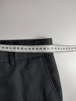 Брюки ZARA классические 42 размер