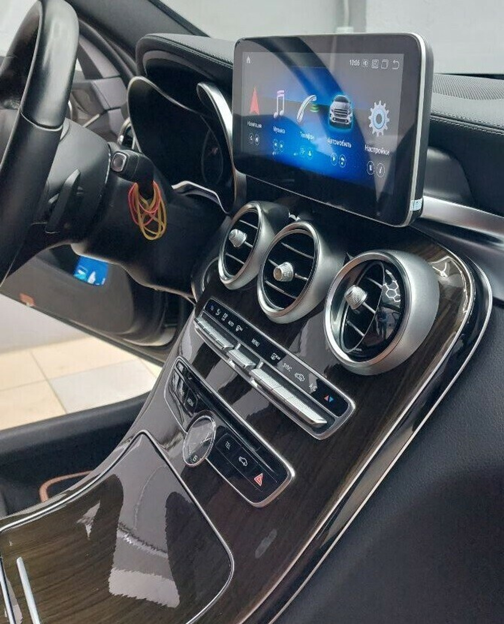 Магнитола для Mercedes-Benz GLE Coupe (C292) 2015-2019 - Radiola RDL-7706 монитор 8.4" на Android 13, 8Гб+128Гб, CarPlay, 4G SIM-слот