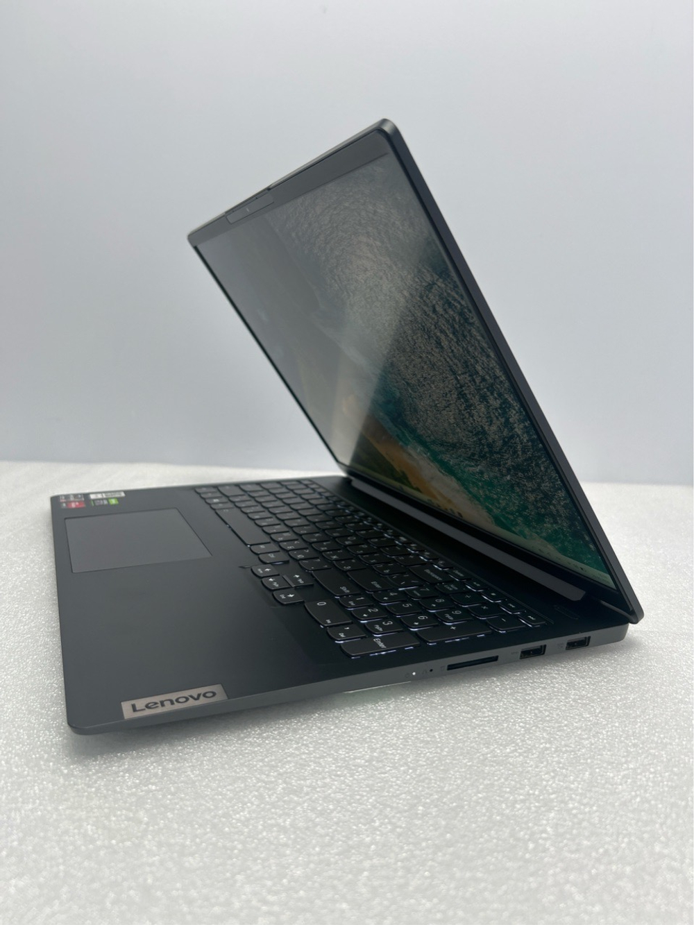 Ноутбук Lenovo IdeaPad 5 Pro 16ACH6 (82L50056RU) 16"/AMD Ryzen 5 5600H/RAM 16GB/SSD 512GB/nVidia GeForce RTX 3050 4 Гб/2560*1600/IPS 120Hz/Windows 11/Подсветка кл-ры: LED/ серый. Состояние: Уценка/засвет на матирце/B1