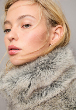 STRADIVARIUS Шуба из искусственного меха с высоким воротником, темно-серый