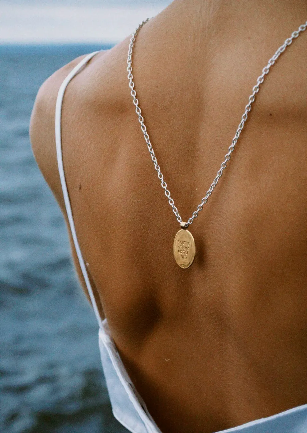 Подвеска Смелым помогает Судьба, позолота