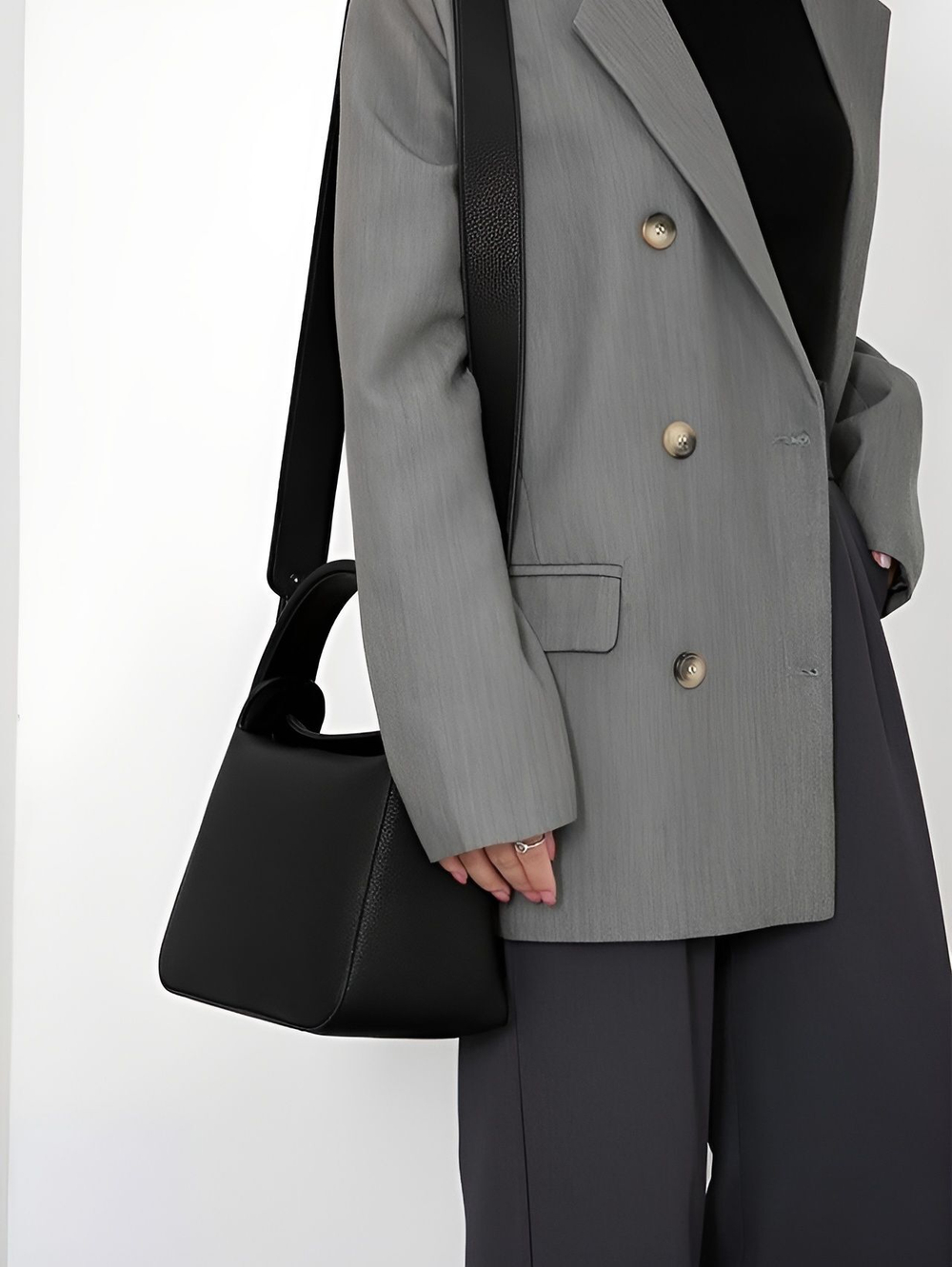 женская сумка на плечо из натуральной кожи