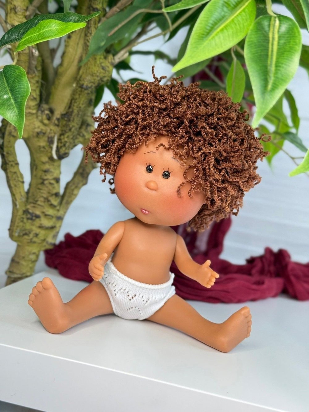 Кукла Nines виниловая 23см Little Mia Latina без одежды (3199WL9)