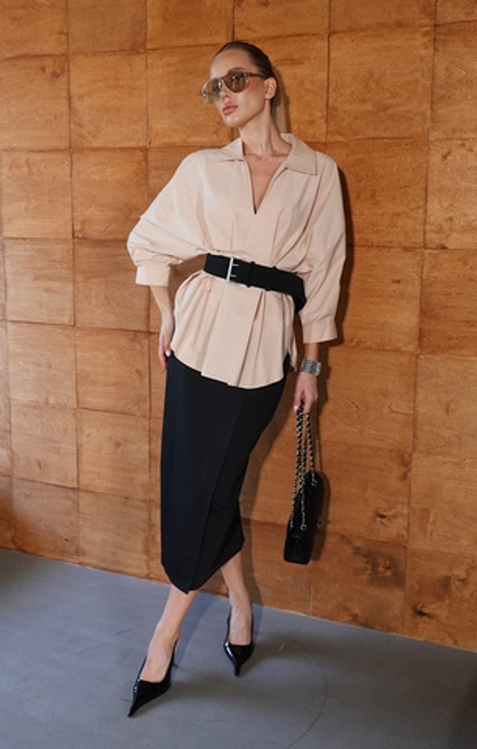 Юбка с запахом в длине миди