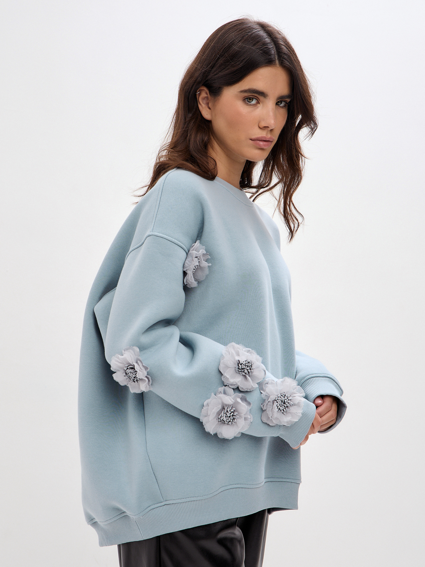 Свитшот oversize с цветами