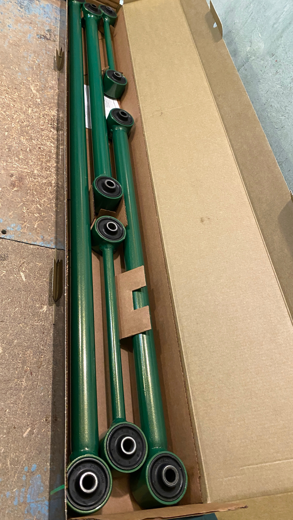 Реактивные штанги Нива 4х4/Урбан/Легенд/Шевроле/Тревел 'Экстрим'