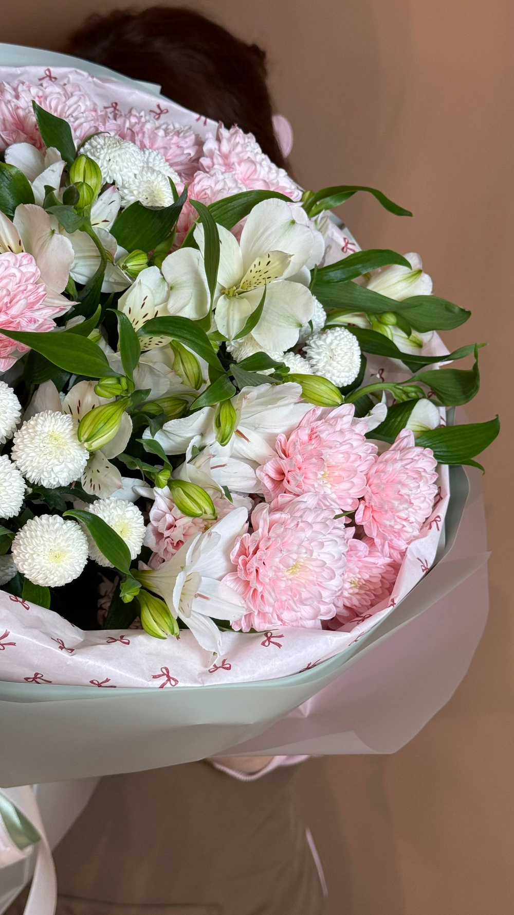 Букет "Алина" Альстромерия, хризантема, пуговки