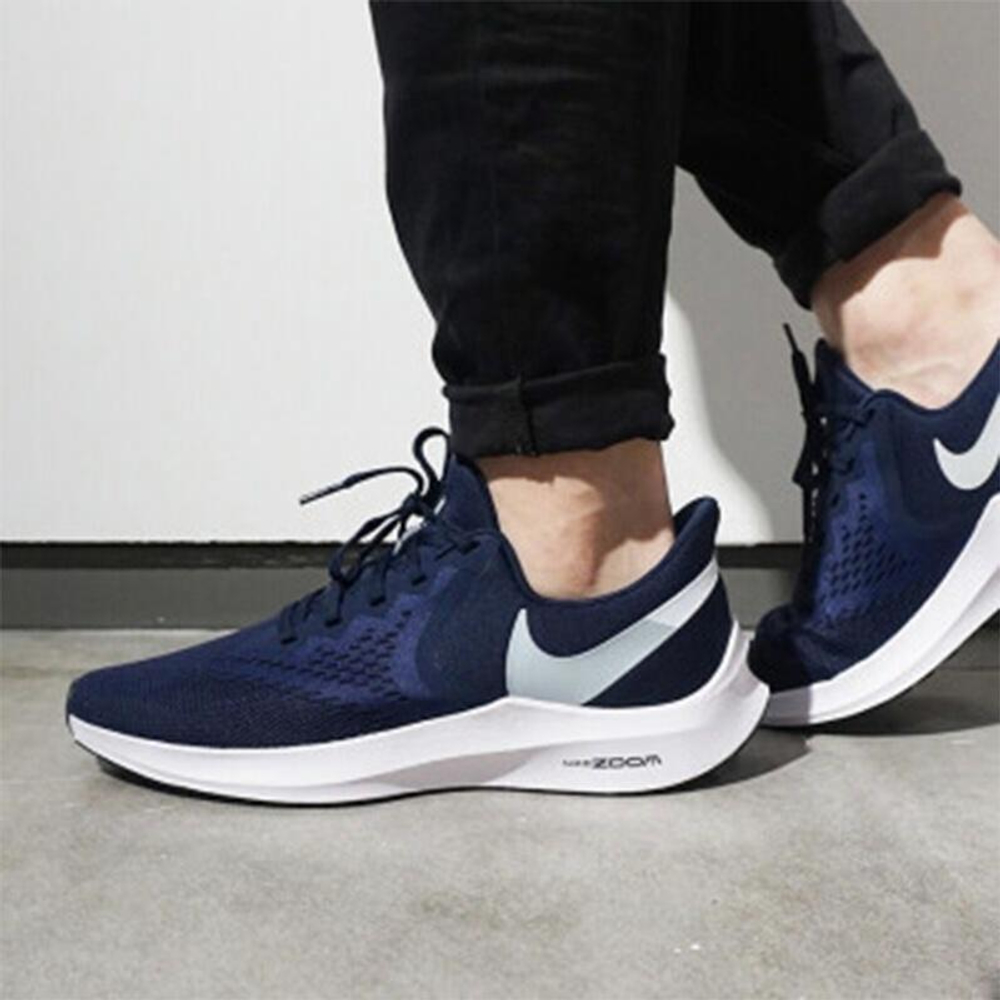 Кроссовки Nike Zoom Winflo 6