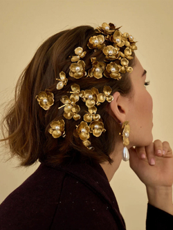 Заколка золотой цветок