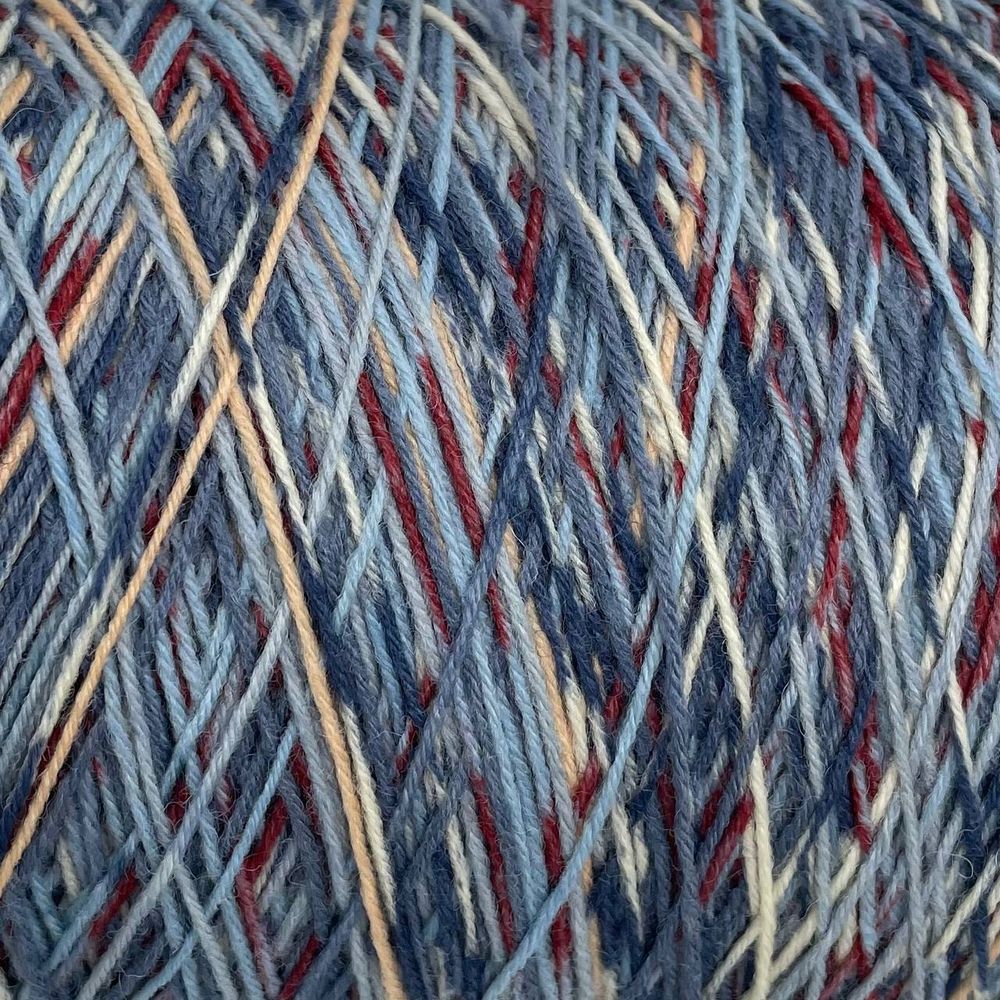 Носочная пряжа D&G YARN 75% меринос супервош 25% полиамид