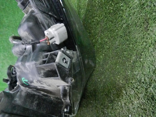 Фара правая Toyota Land Cruiser Prado 150 (2017-н.в.) LED