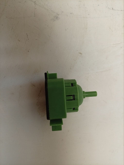 VMUF501B кт19 Датчик уровня для стиральных машин Indesit Ariston 16002692102 б/у