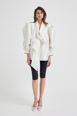 Блуза с бантом