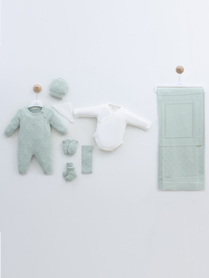 комплект на выписку