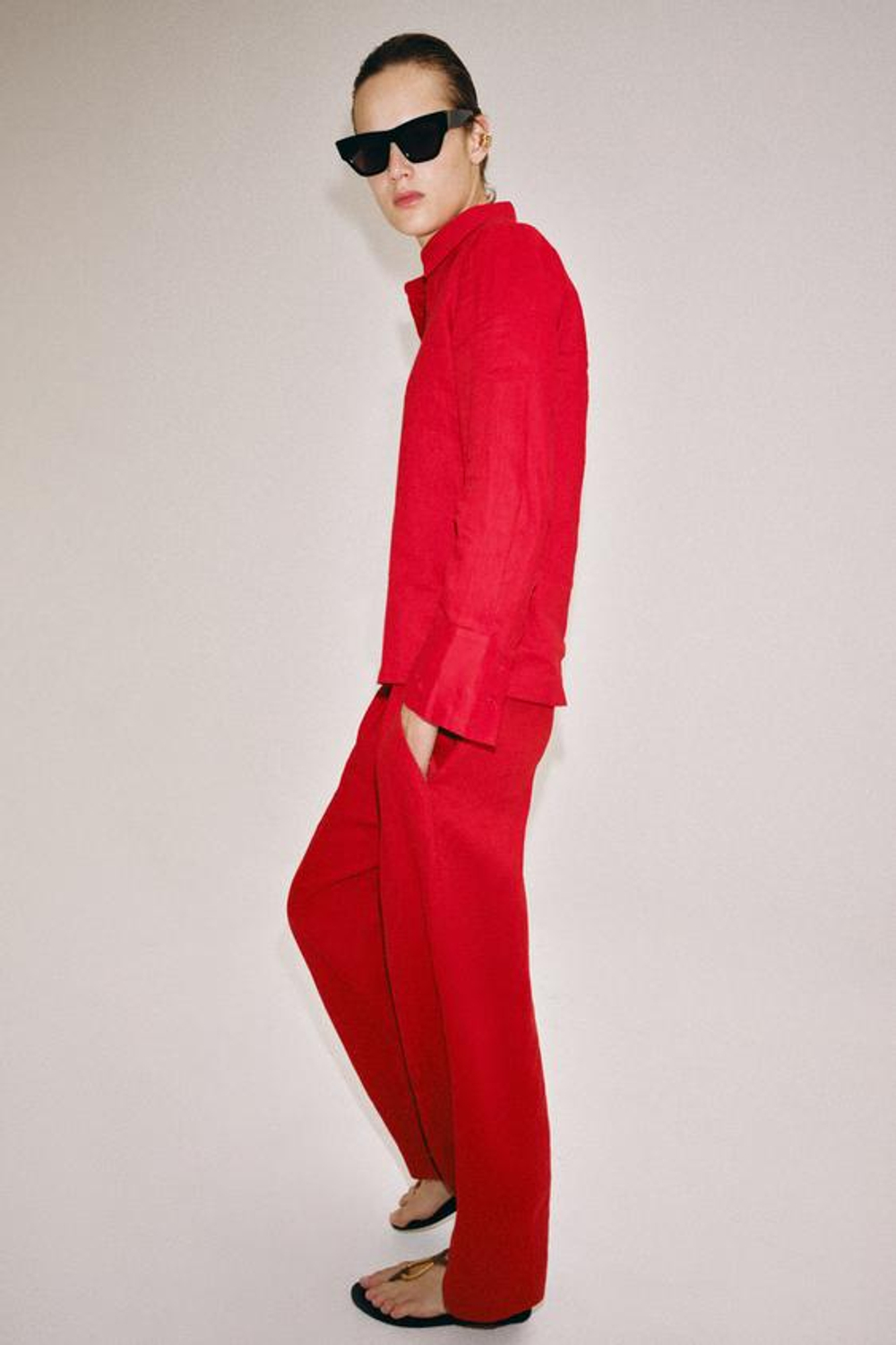 ZARA БРЮКИ ИЗ ЛЬНА СО СКЛАДКАМИ — ZW COLLECTION, КРАСНЫЙ