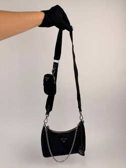 Сумка Prada Re-Edition