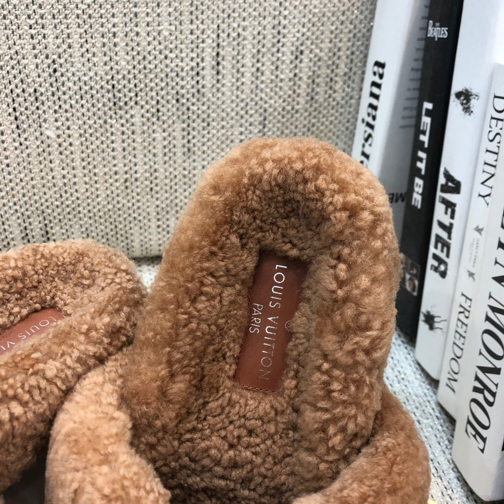 Louis Vuitton Paseo Flat Comfort Mule