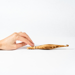 Деревянный крючок для вязания из древесины кедра 7 мм. K264