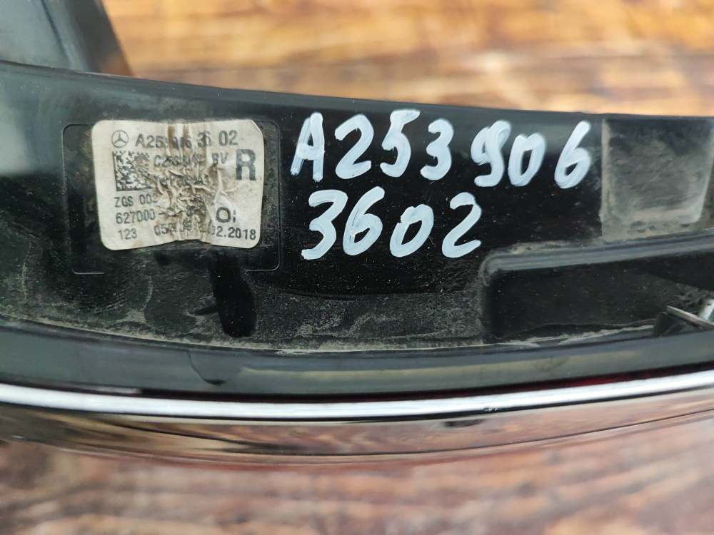 Фонарь зaдний пpавый Mercedes GLC (C253) Coupe 16-19 Б/У Оригинал A2539063602