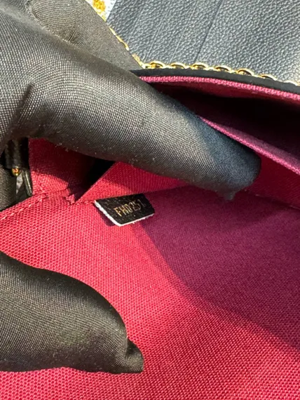 Клатч женский Louis Vuitton Felicie черный