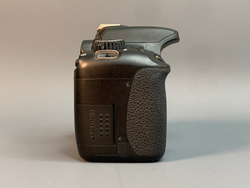 Canon 550D Kit 18-55mm 3.5-5.6 II 7.456 Кадров