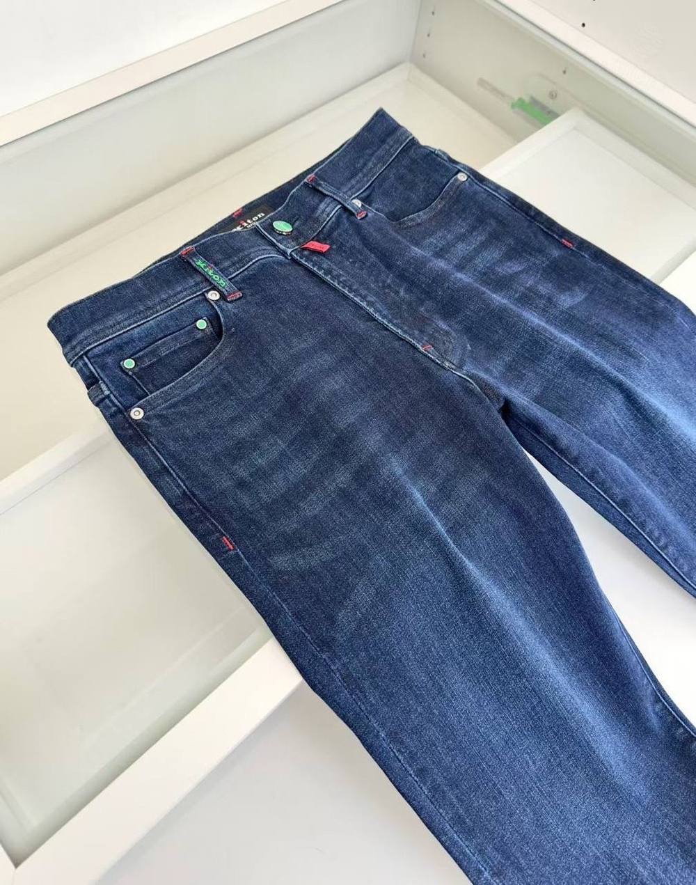 Джинсы Kiton
