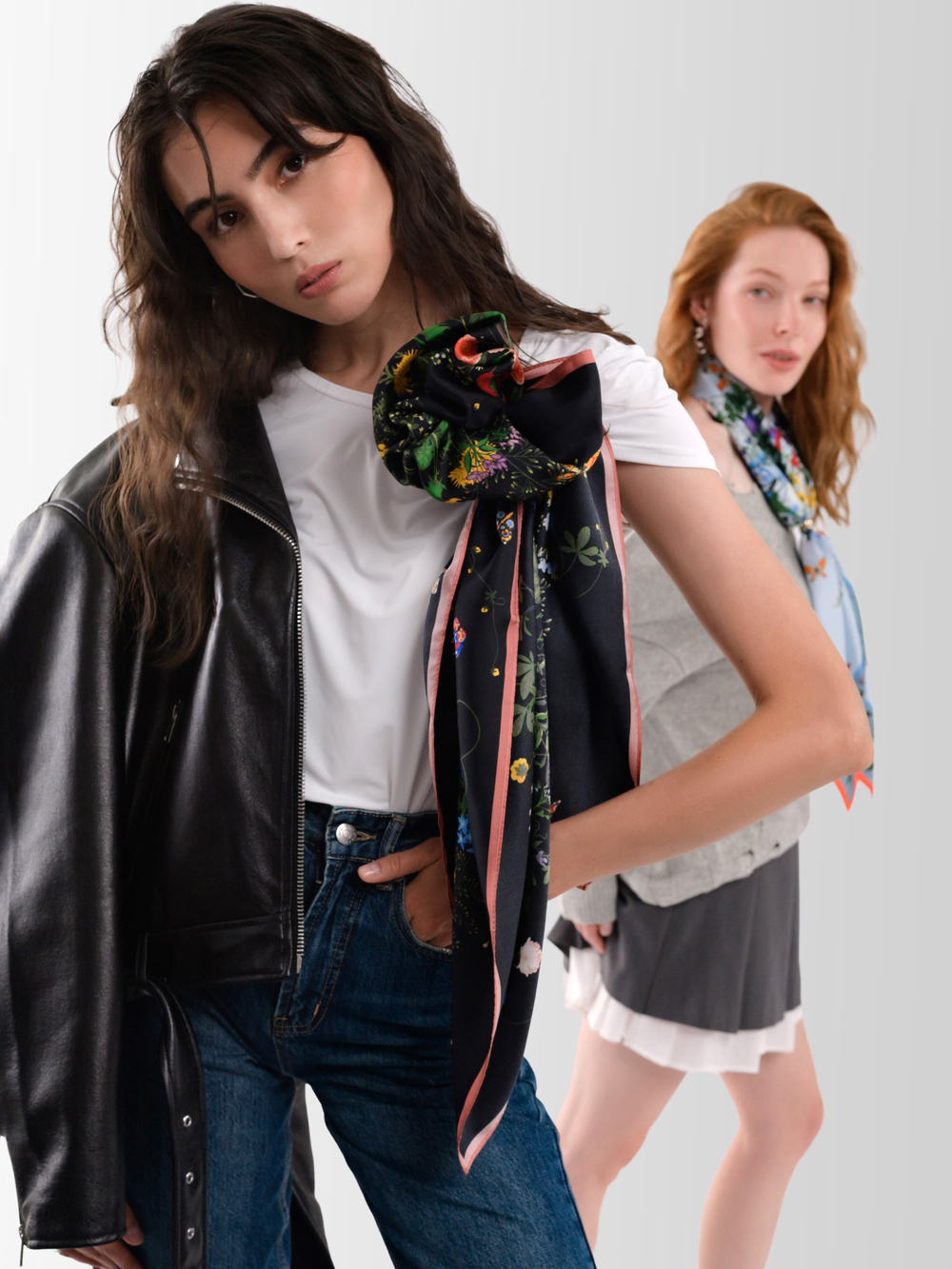 Платок «Русский полевой букет» чёрный 100% шёлк