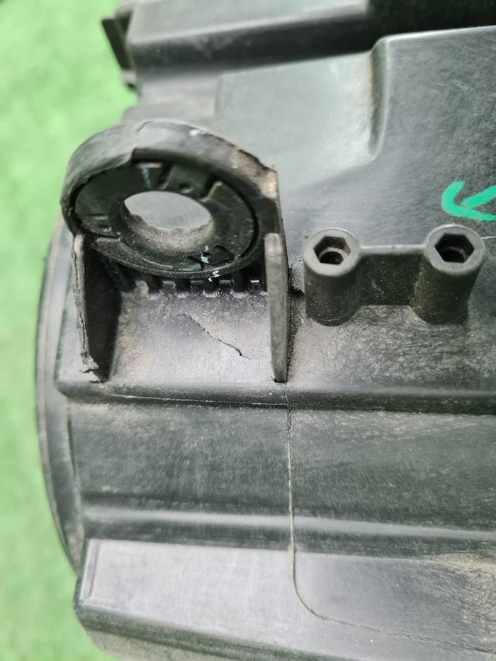 Фара левая BMW X5 F15 X6 F16 (13-18) ксенон