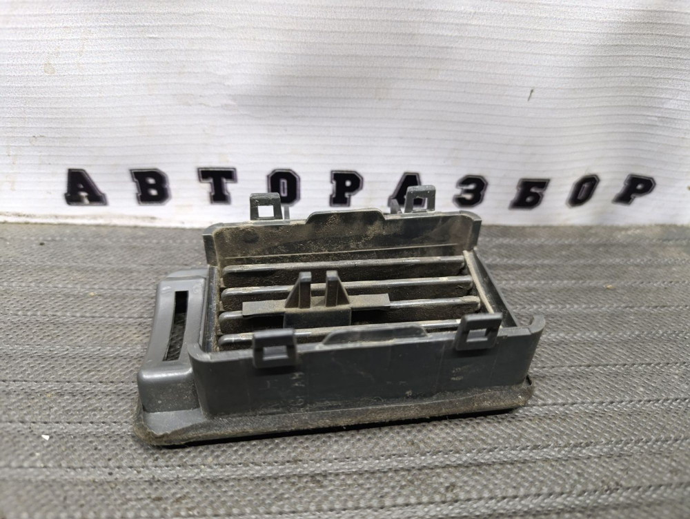 Воздуховод Mitsubishi Pajero, II (1991 1997) 1996 с пробегом