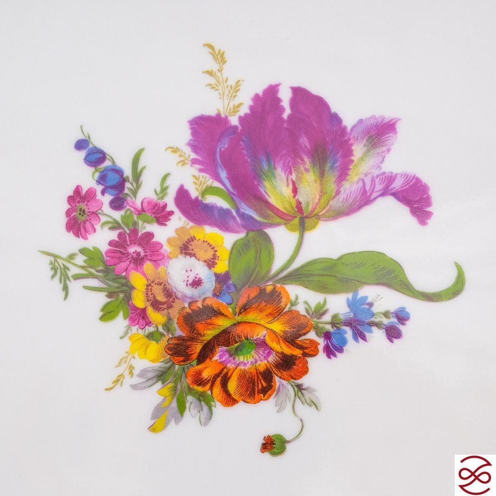 Салатник квадратный на ножке Queen's Crown Мейсенский букет 21см