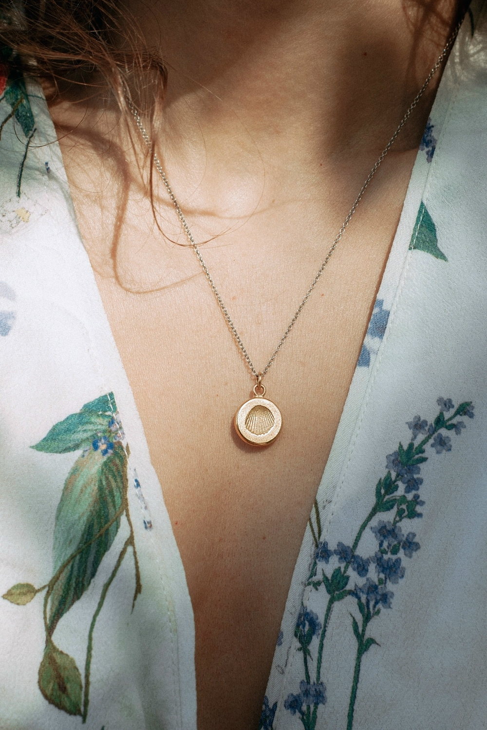 подвес отпечаток ракушки в позолоте