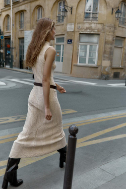 ZARA ДЛИННОЕ ЖАККАРДОВОЕ ПЛАТЬЕ, СЛОНОВАЯ КОСТЬ