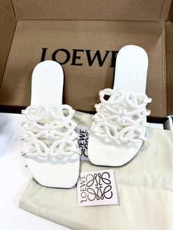 Шлепанцы Loewe