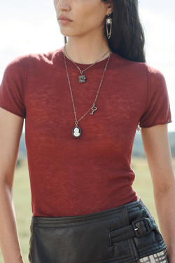 ZARA ФУТБОЛКА ИЗ 100% ШЕРСТИ, ВИННЫЙ