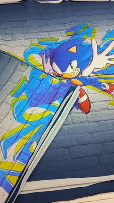 Футер (панель). Соник на скейте