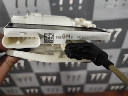 Доводчик задний правый BMW X6 (F16) 14-19 Б/У Оригинал 51227474646