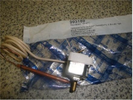 Термостат для водонагревателя Ariston (Аристон) 993189, 65150011