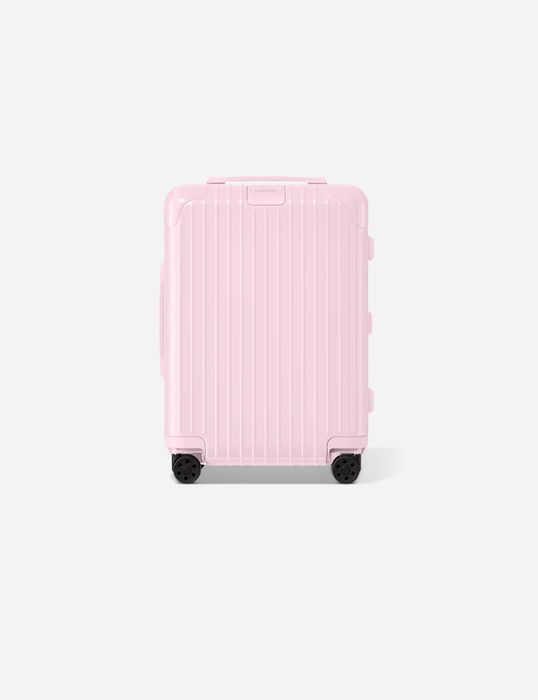 Чемодан Rimowa Essential Cabin 