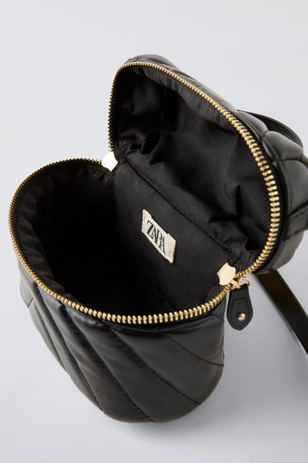 ZARA СТЕГАНАЯ СУМКА-КОРОБОЧКА, ЧЕРНЫЙ