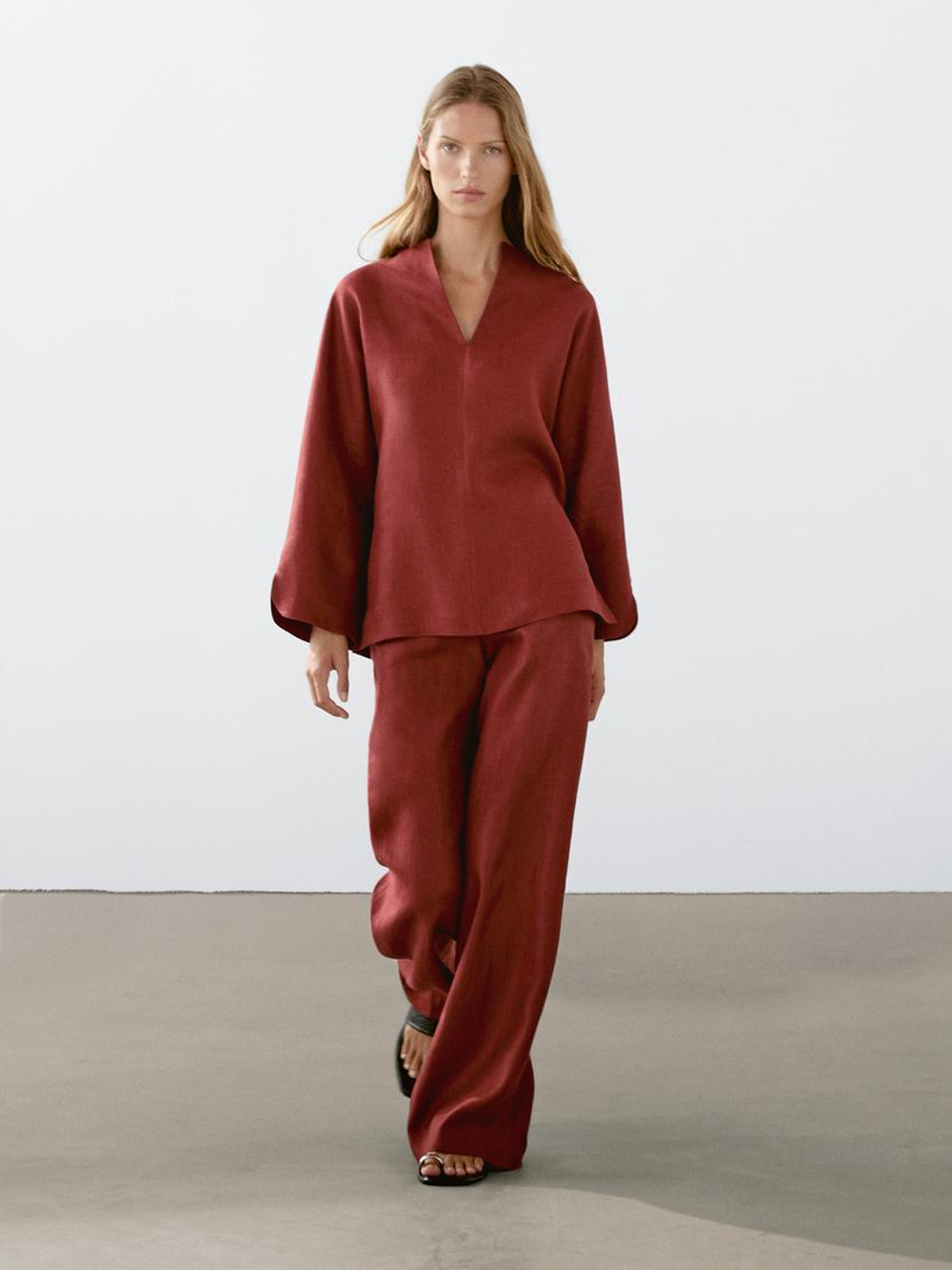 Massimo Dutti Блузка из 100% льна с V-образным вырезом, малиновый