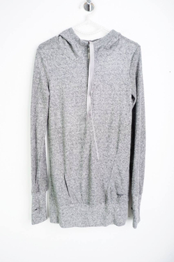 Джемпер Grishko с капюшоном, визуально на 40 размер, новый