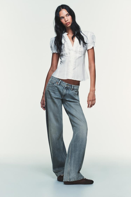 ZARA РУБАШКА ИЗ ПОПЛИНА С ВОЛАНАМИ, БЕЛЫЙ