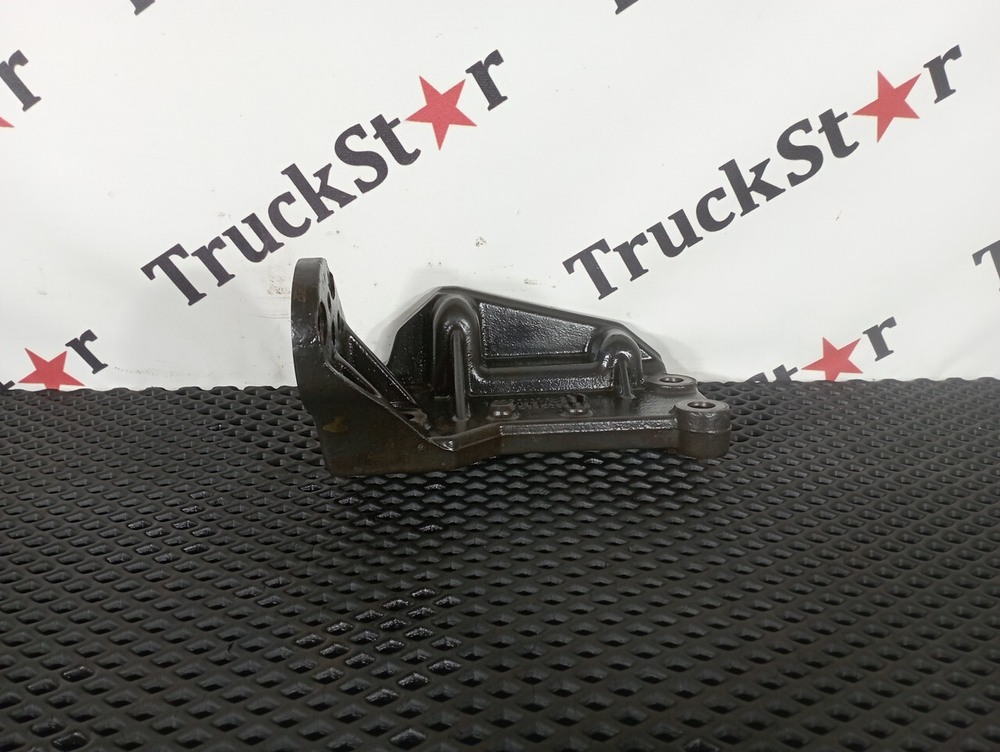 Кронштейн ролика натяжителя 2020г.